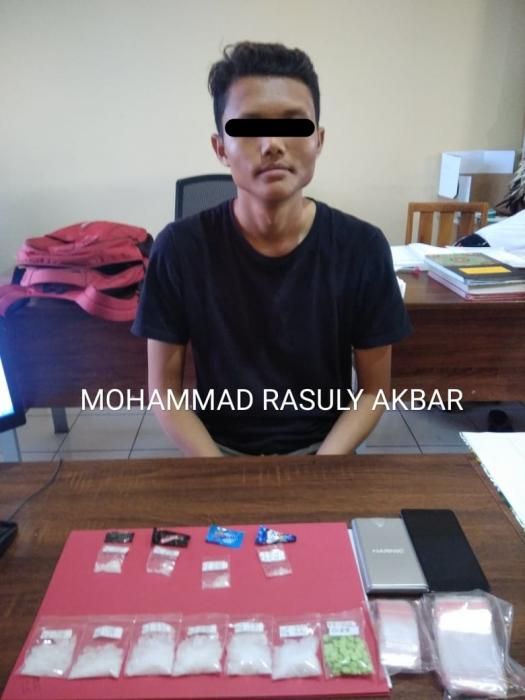 podiumnews.com-Tangkap Pengedar, Polisi Amankan 50,84 Gram Sabu-Sabu dan 40 Butir Ekstasi